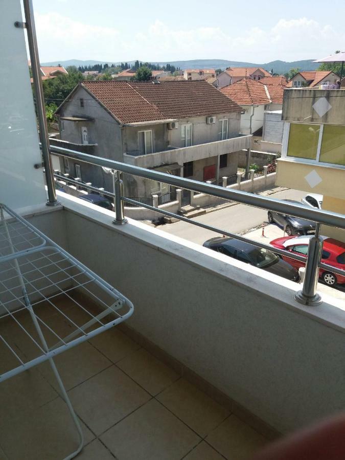 Mona&Mike Apartments Tivat Buitenkant foto