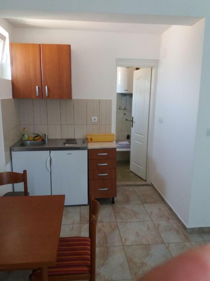 Mona&Mike Apartments Tivat Buitenkant foto